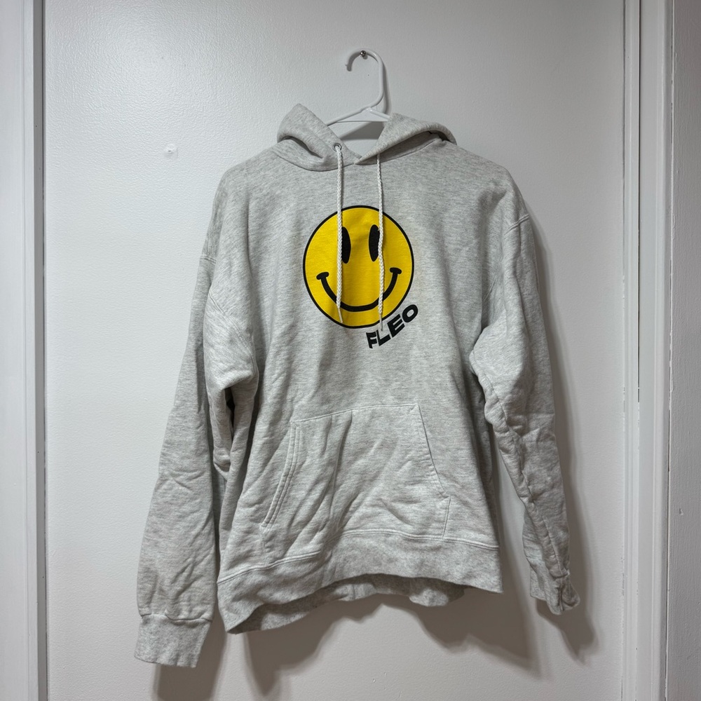 Fleo Gray Hoodie with Yellow Smiley
